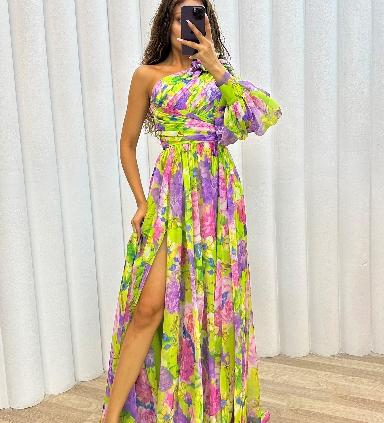 Ariadna - Vestido Elegante y Fluido