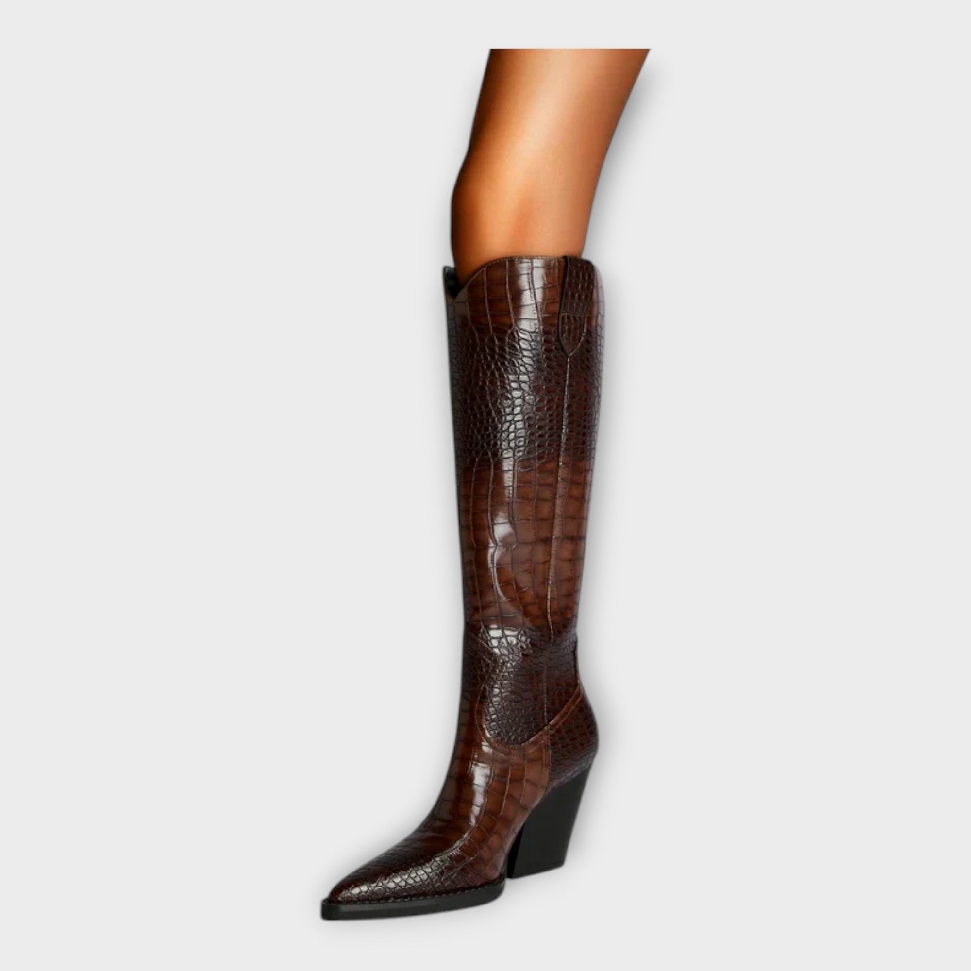 Ema - Botas