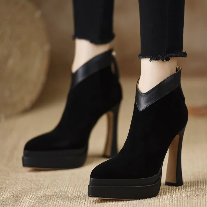 Dora - Botas modernas