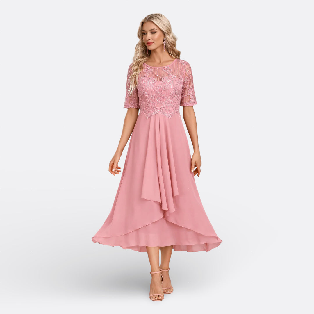 Carmen - Vestido de Encaje y Manga Corta