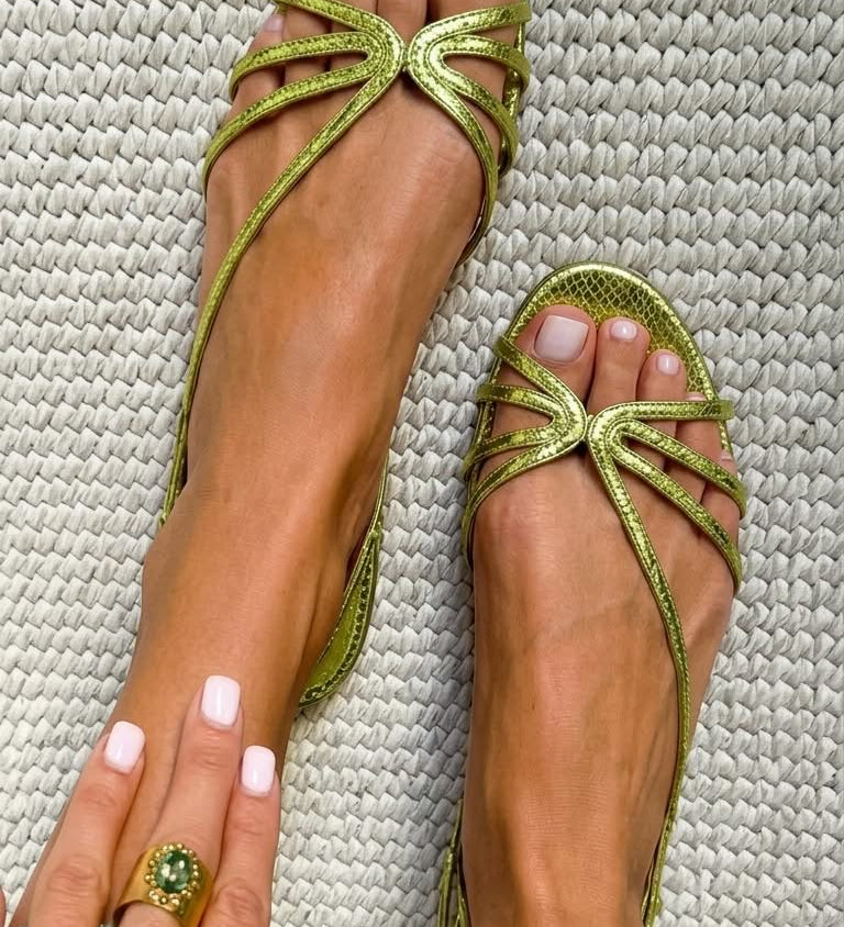 Joana - Sandalias Doradas Elegancia de Verano