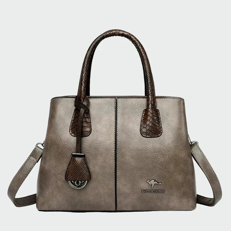 María - Bolsa de cuero