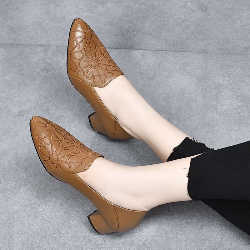 Olene - Zapatos de tacón veganos bordados